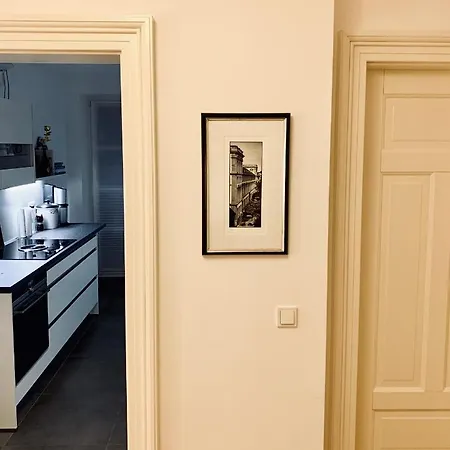 Altbauwohnung, Zentral Gelegen, Mit Balkon Διαμέρισμα Μόναχο
